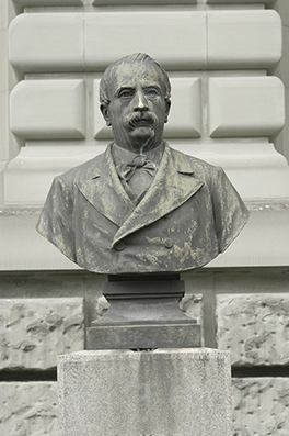 Hauptgebäude/Denkmal Jakob Stämpfli