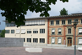 Engehaldeareal/Betriebswirtschaftslehre/Gebäude