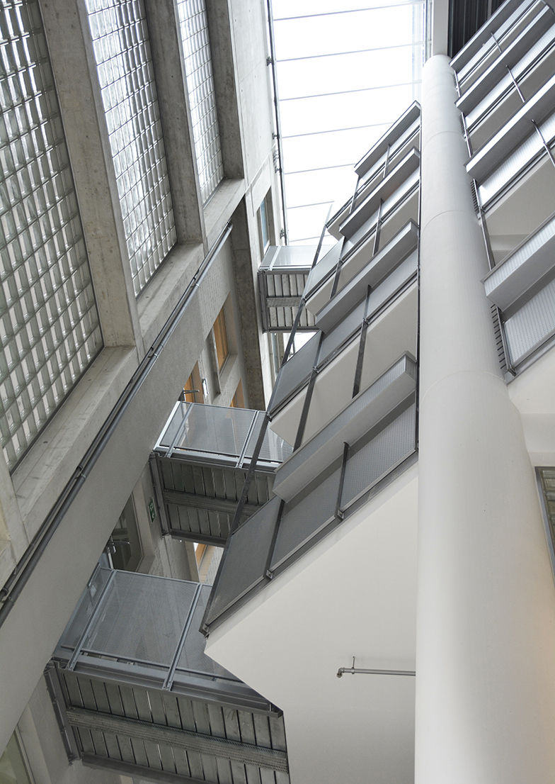 Uni Tobler/Bibliothek/Stockwerke von unten