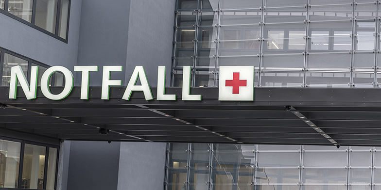 Inselareal/Aussenansicht/Leuchtschrift/Notfall