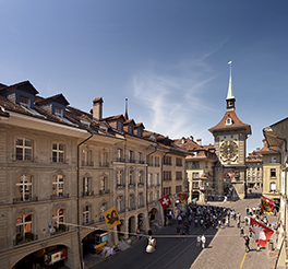 Stadt Bern/Altstadt/Kramgasse/Zytglogge/Sommer