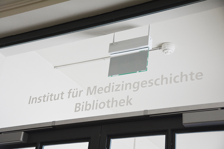 Bibliothek/Schild/Medizingeschichte