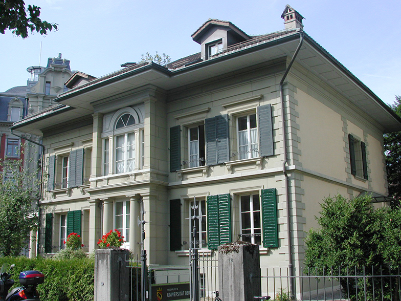Oeschger-Zentrum/Gebäude Aussenansicht/Falkenplatz