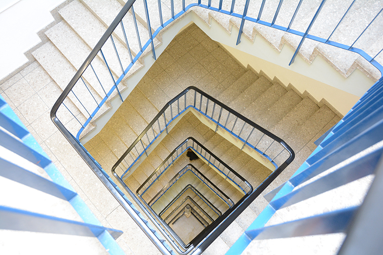 Hallerstrasse/Innenansicht/Treppenhaus